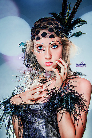 Can Can Dancers who wear Feathers of the same bird, flock together!